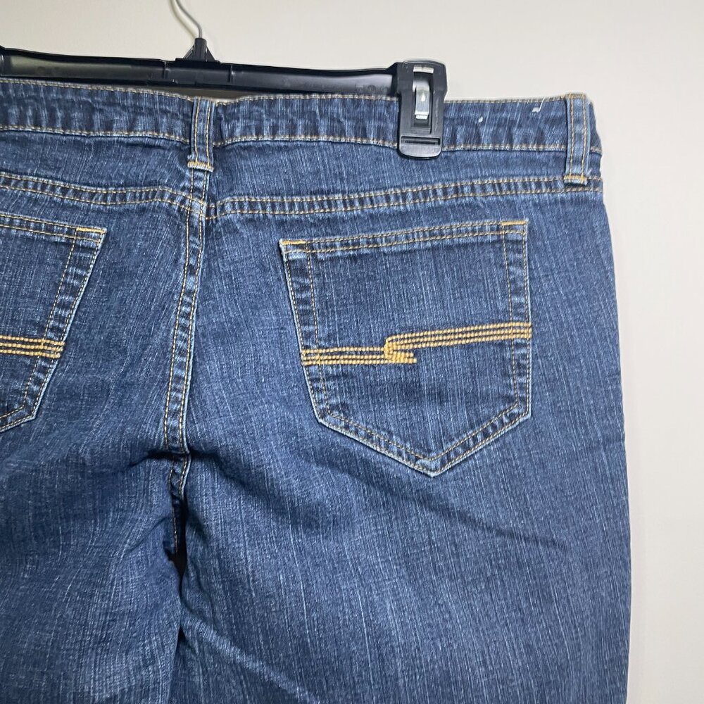 Junior Girls Arizona 'Favorite Flare' Size 17 Short Jeans - Picture 11 of 12